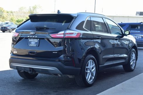 Used 2022 Ford Edge SEL w/ Convenience Package image 6
