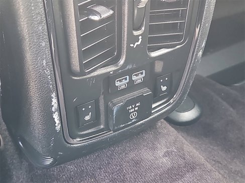 Used 2018 Jeep Grand Cherokee Limited image 24