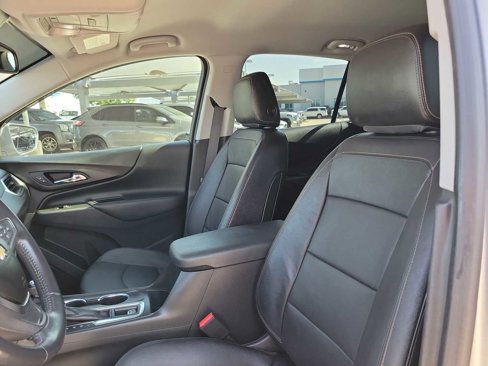 Used 2021 Chevrolet Equinox LT image 11