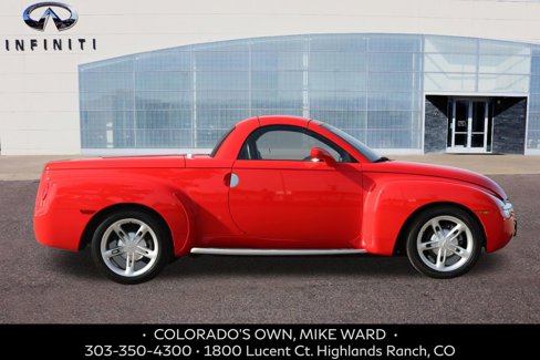 Used 2005 Chevrolet SSR w/ Preferred Equipment Group image 7