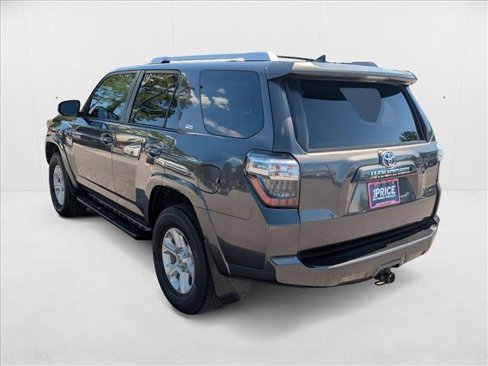 Used 2014 Toyota 4Runner SR5 image 7