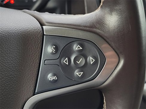 Used 2019 Chevrolet Suburban LT image 30