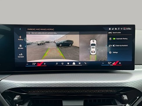 Certified 2025 BMW 330i xDrive Sedan w/ M Sport Package image 20