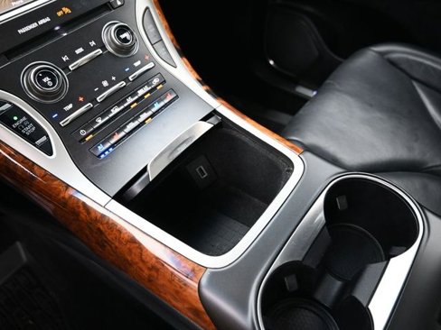 Used 2019 Lincoln Nautilus Reserve image 26