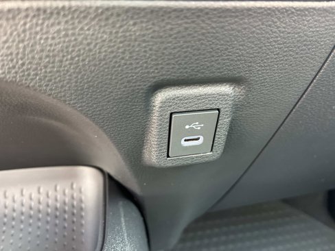 Used 2026 Toyota Corolla LE image 27