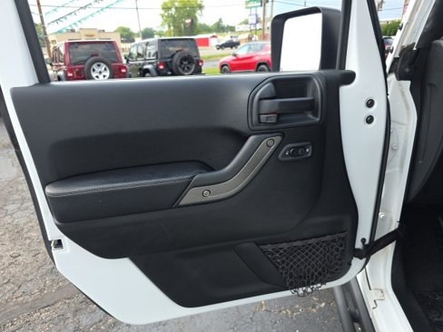 Used 2018 Jeep Wrangler Unlimited Sport image 10