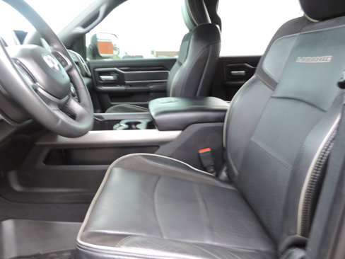 Used 2020 RAM 2500 Laramie w/ Night Edition image 13