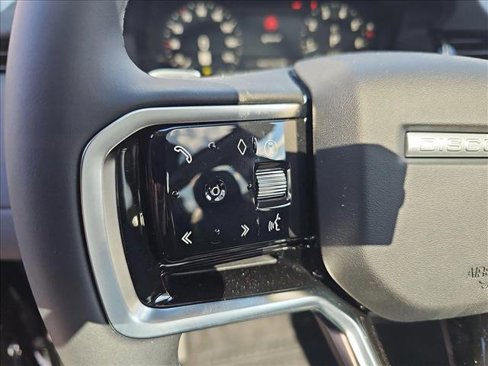 New 2025 Land Rover Discovery Sport S image 18