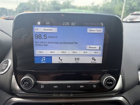 Used 2018 Ford EcoSport SE image 19