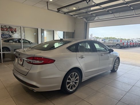 Used 2017 Ford Fusion S image 4