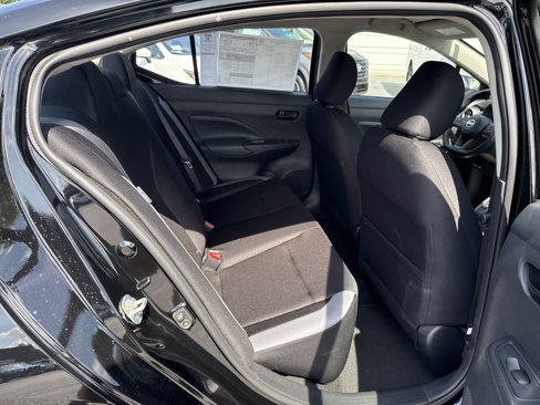 New 2025 Nissan Versa S image 18