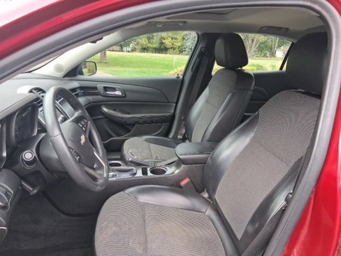 Used 2014 Chevrolet Malibu LT image 8