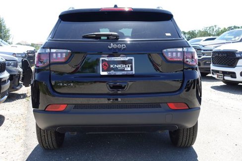 New 2025 Jeep Compass Latitude w/ Altitude Special Edition image 7