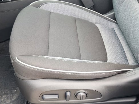 New 2025 Chevrolet TrailBlazer LT w/ Convenience Package image 16
