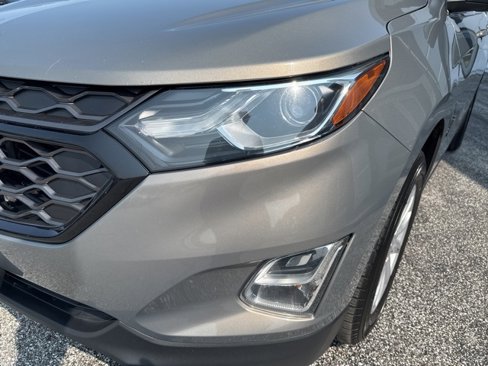Used 2019 Chevrolet Equinox LT image 11