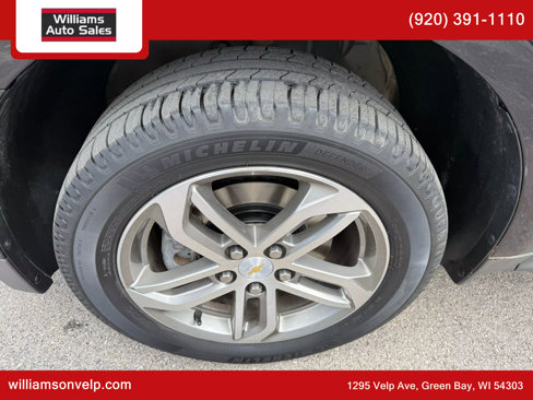 Used 2017 Chevrolet Equinox Premier w/ Enhanced Convenience Package image 24