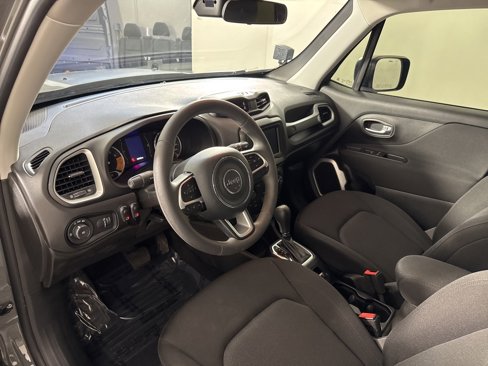 Used 2021 Jeep Renegade Sport image 13