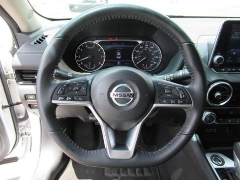 Used 2022 Nissan Sentra SV w/ Trunk Package image 18