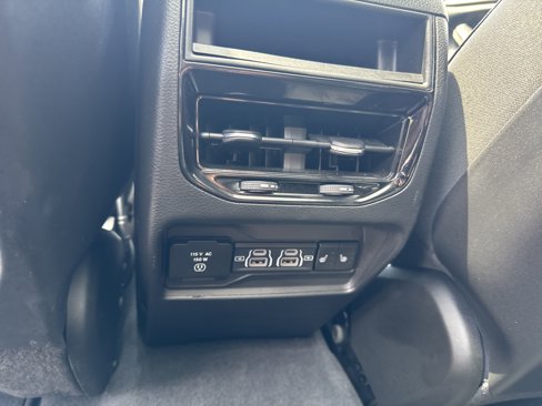 Used 2023 Jeep Grand Cherokee 4WD 4xe image 29