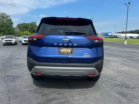 Used 2023 Nissan Rogue SV image 8