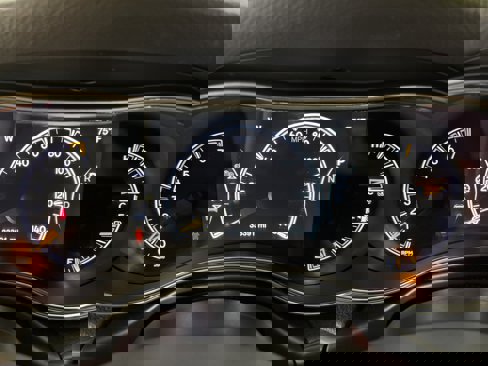 Certified 2022 Jeep Grand Cherokee Limited image 29