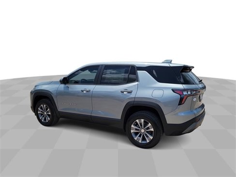 New 2026 Chevrolet Equinox LT image 6