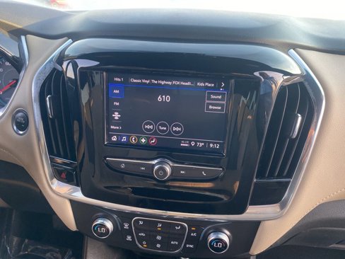 Used 2022 Chevrolet Traverse LS image 20