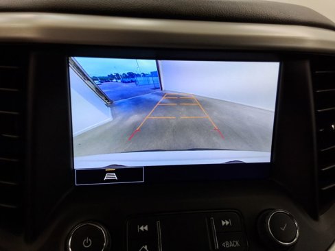 Used 2023 GMC Acadia SLT image 11