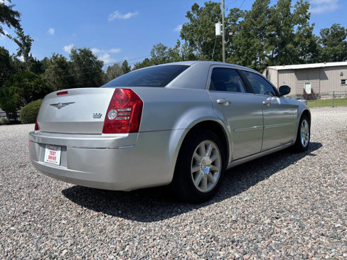 Used 2009 Chrysler 300 Touring image 6