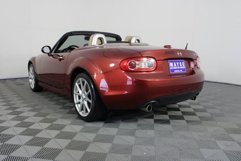 Used 2012 MAZDA MX-5 Miata Grand Touring w/ Premium Pkg image 18