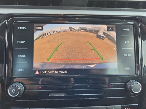 Used 2020 Volkswagen Passat 2.0T SE image 29