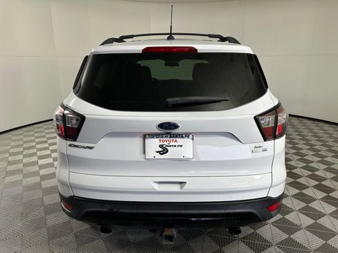 Used 2018 Ford Escape SE w/ SE Sport Appearance Package image 8