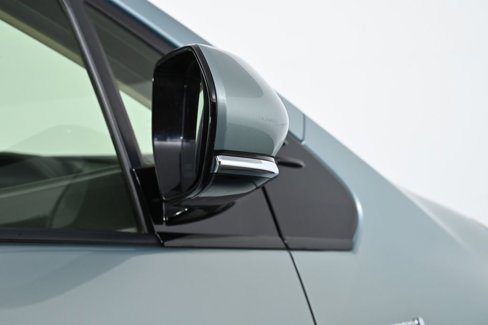 Used 2016 Toyota Prius image 10