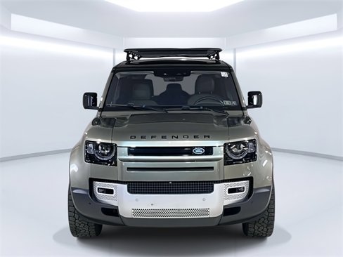 Used 2020 Land Rover Defender 110 First Edition image 2
