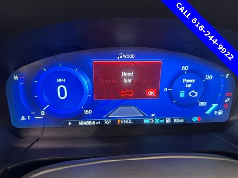 Used 2022 Ford Escape Titanium image 4