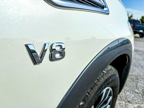 Used 2020 Nissan Armada SL image 9
