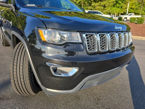 Used 2019 Jeep Grand Cherokee Laredo image 30