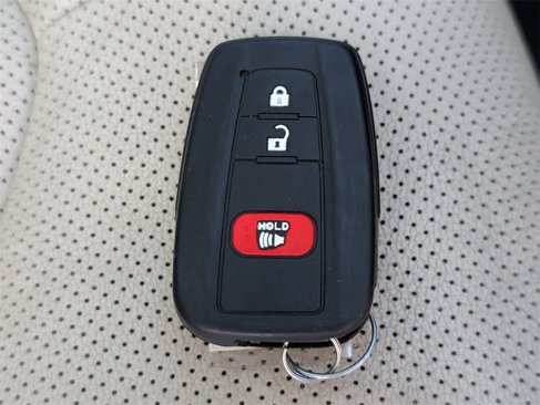 Used 2021 Toyota Highlander Platinum image 41
