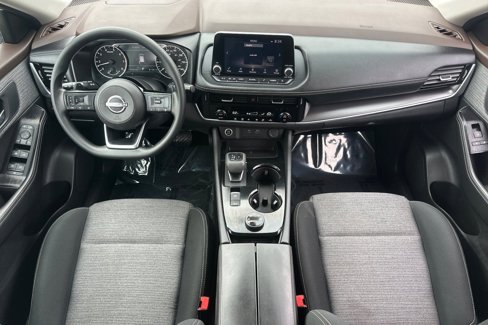 Used 2022 Nissan Rogue SV image 15