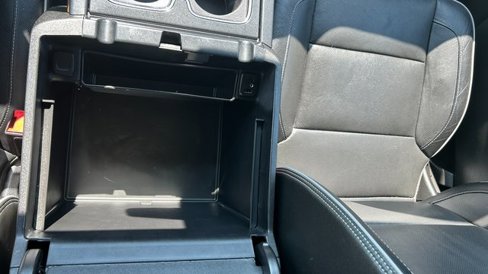 Used 2018 Chevrolet Silverado 1500 High Country image 25