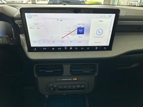 New 2025 Ford Maverick XLT image 37
