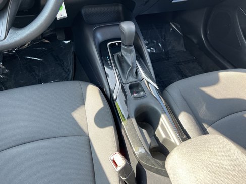 Used 2022 Toyota Corolla LE image 21