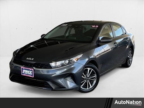 Used 2023 Kia Forte LXS image 1