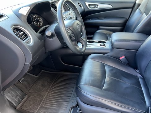 Used 2018 Nissan Pathfinder SL image 15