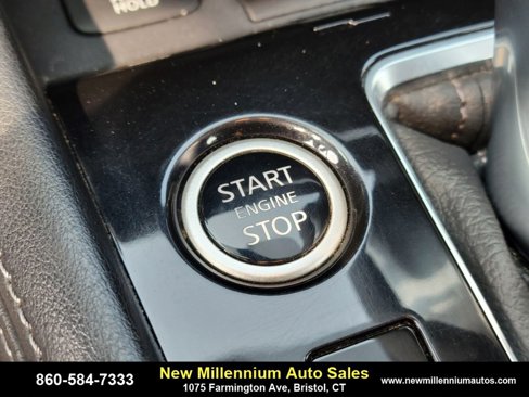 Used 2022 Nissan Kicks SV image 22