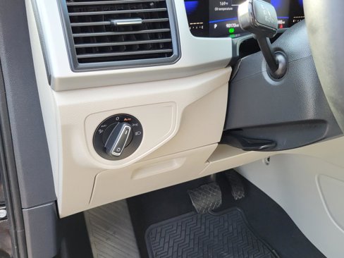 Used 2022 Volkswagen Atlas SE image 18