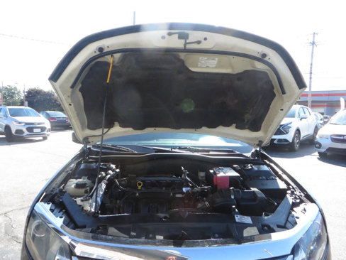 Used 2012 Ford Fusion SE image 9