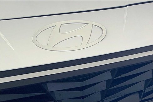 Used 2024 Hyundai Elantra SEL image 28