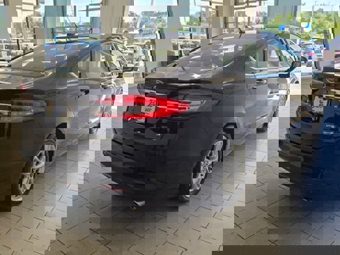 Used 2018 Ford Fusion S image 9