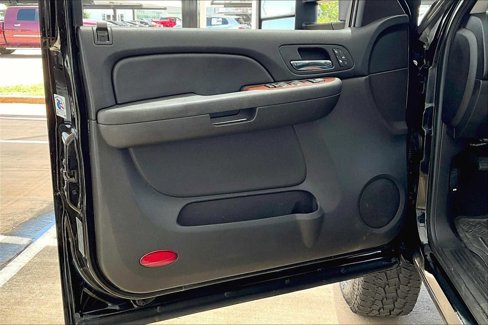 Used 2007 GMC Sierra 2500 SLT w/ Z71 Off-Road Package image 20